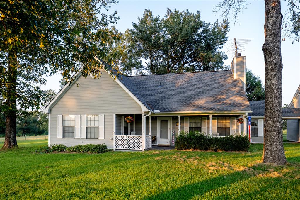 1745 County Rd 4040, Crockett, Texas image 1