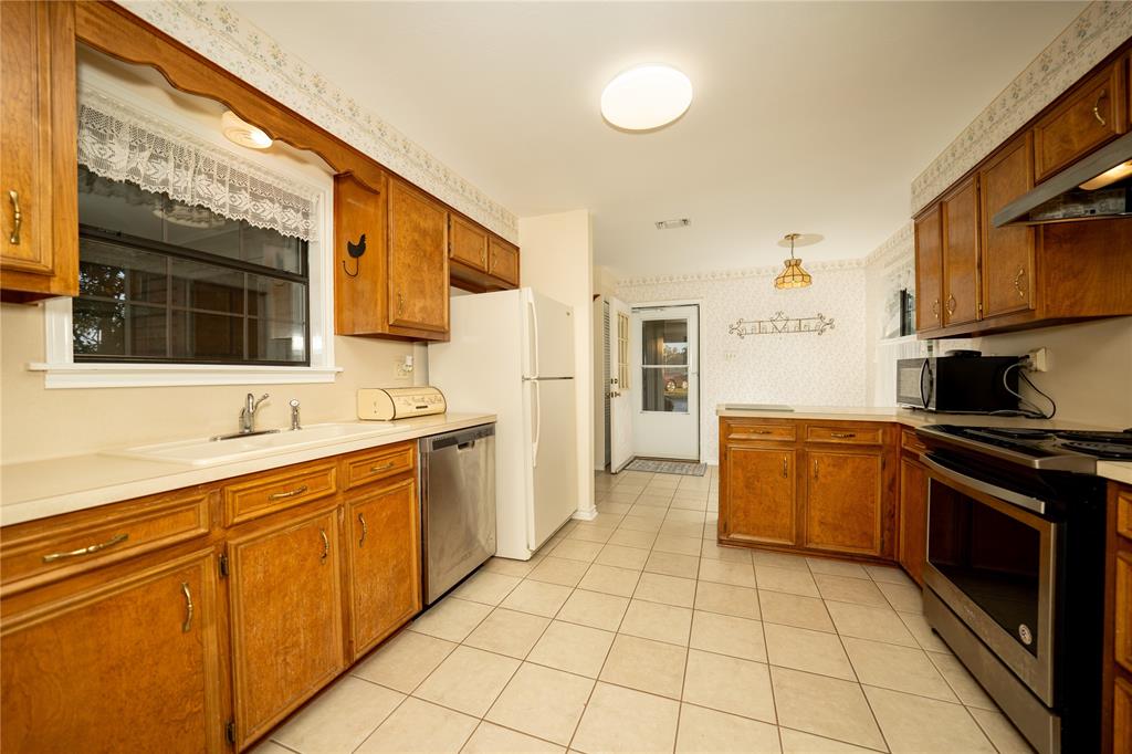 1745 County Rd 4040, Crockett, Texas image 24