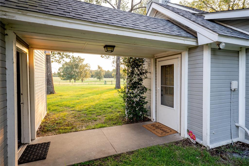 1745 County Rd 4040, Crockett, Texas image 2
