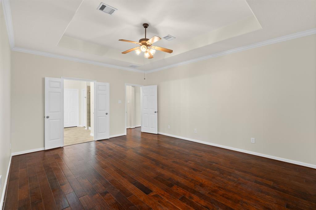 5809 Wilton Street, Pearland, Texas image 13