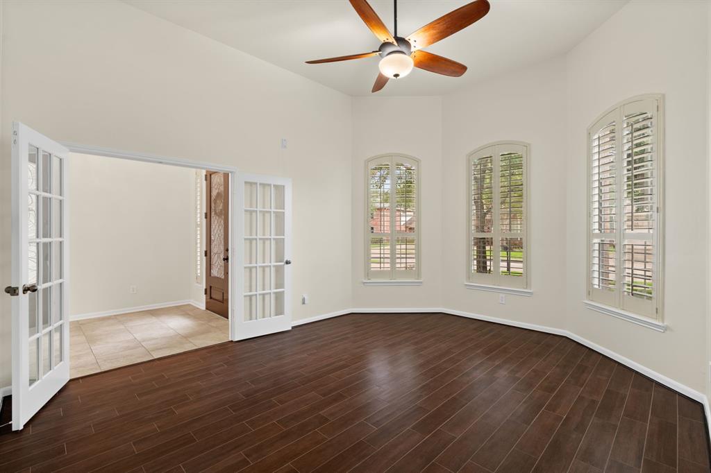 5809 Wilton Street, Pearland, Texas image 3