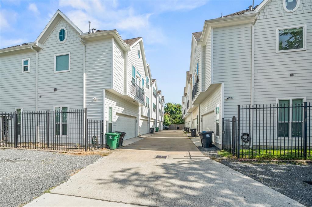 850 W 20th Street