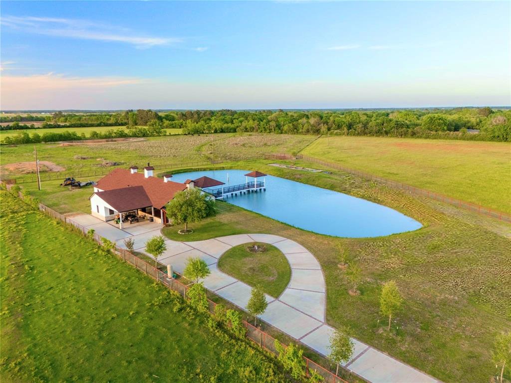 30930 Waller Spring Creek Road, Waller, Texas image 2
