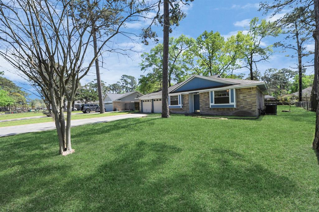 9618 Bayou Woods Drive, Baytown, Texas image 2