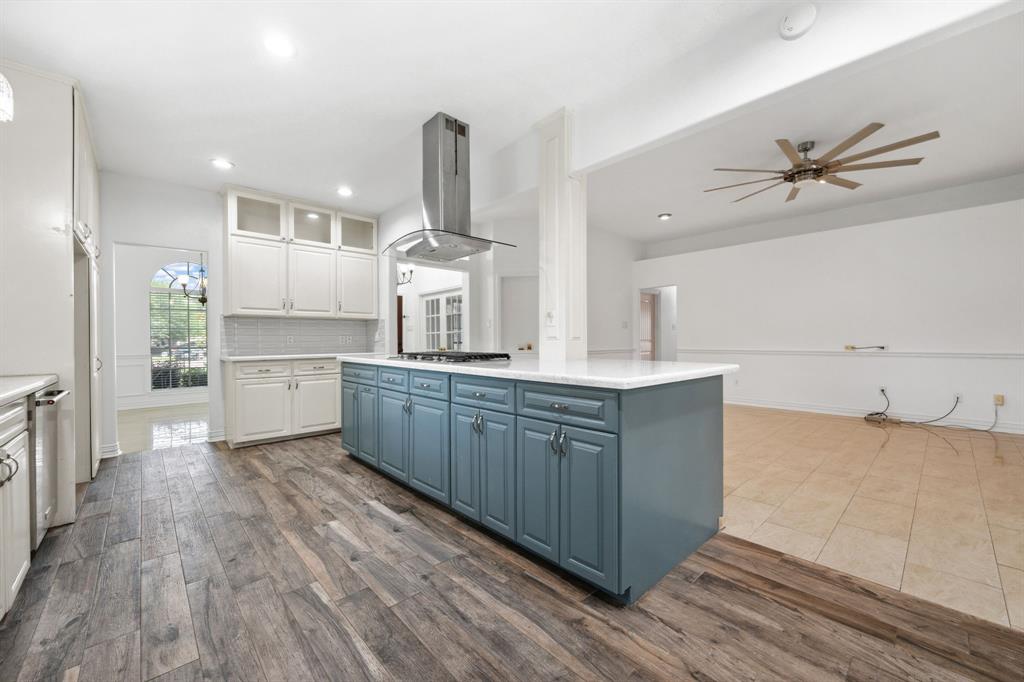 10323 Otter Circle, Baytown, Texas image 13