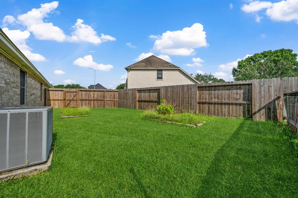 10323 Otter Circle, Baytown, Texas image 29