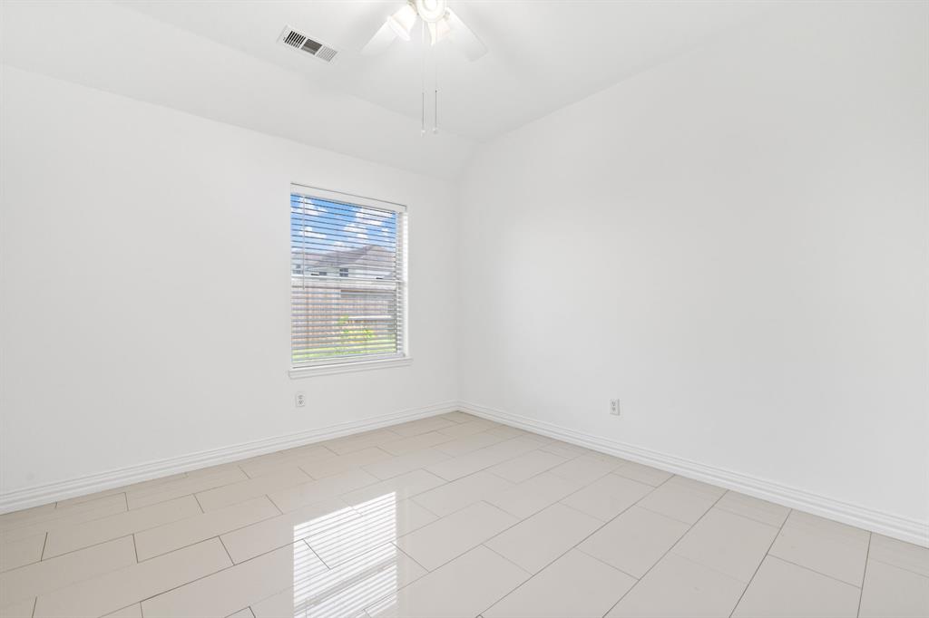 10323 Otter Circle, Baytown, Texas image 22
