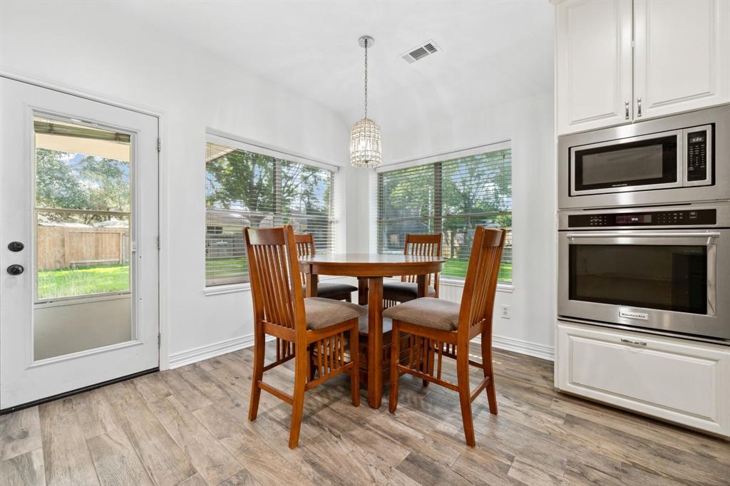 10323 Otter Circle, Baytown, Texas image 15