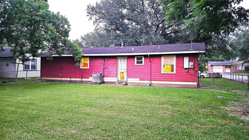 330 Cedar Drive, Hitchcock, Texas image 8