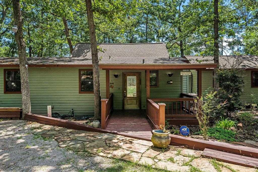 638 W Lakeview Drive