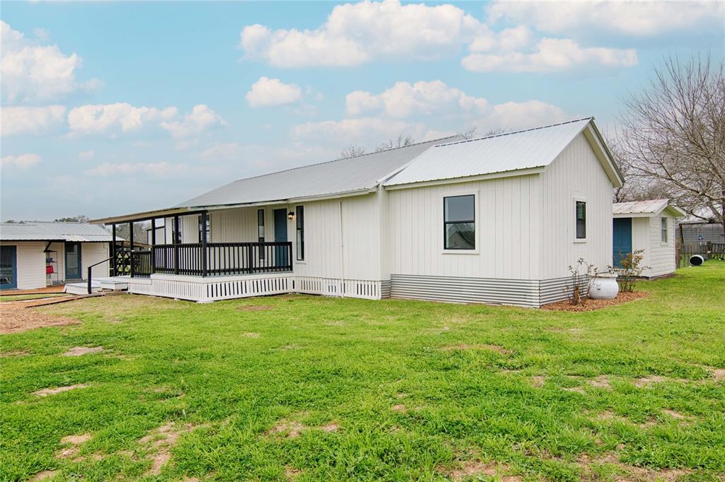 1473 Fm 530, Hallettsville, Texas image 3