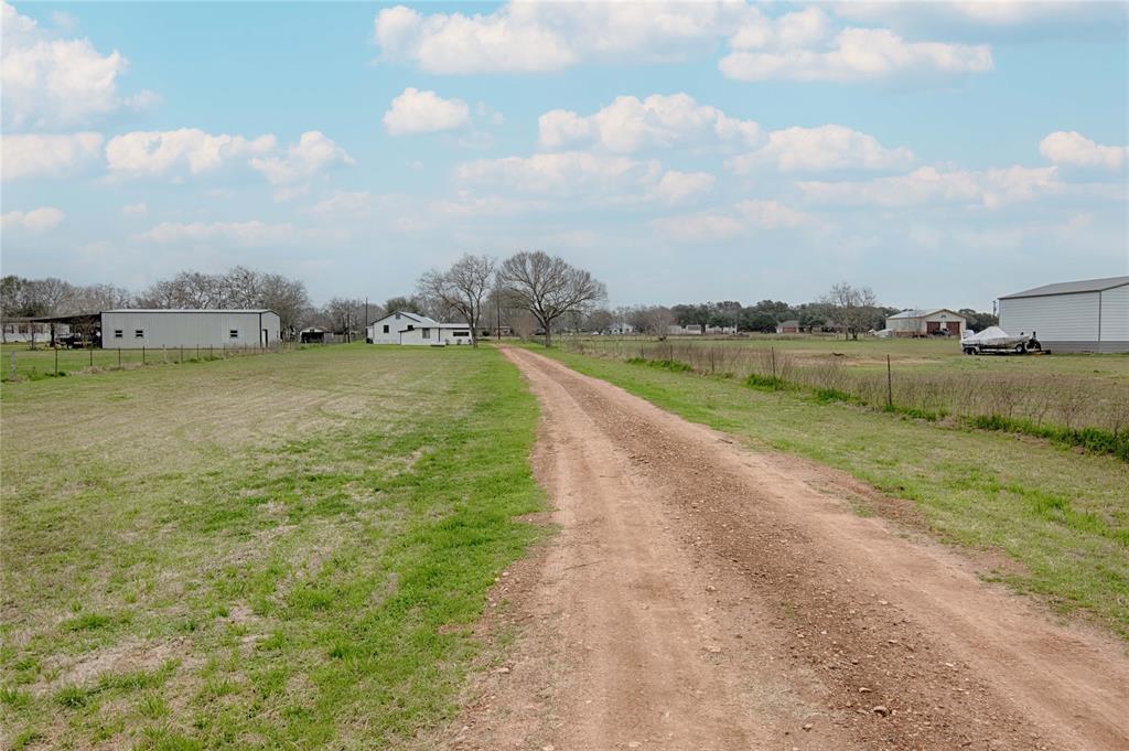 1473 Fm 530, Hallettsville, Texas image 2