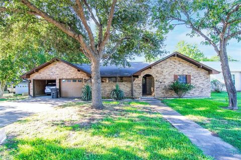 A home in Schulenburg