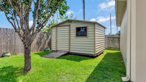 A home in League City