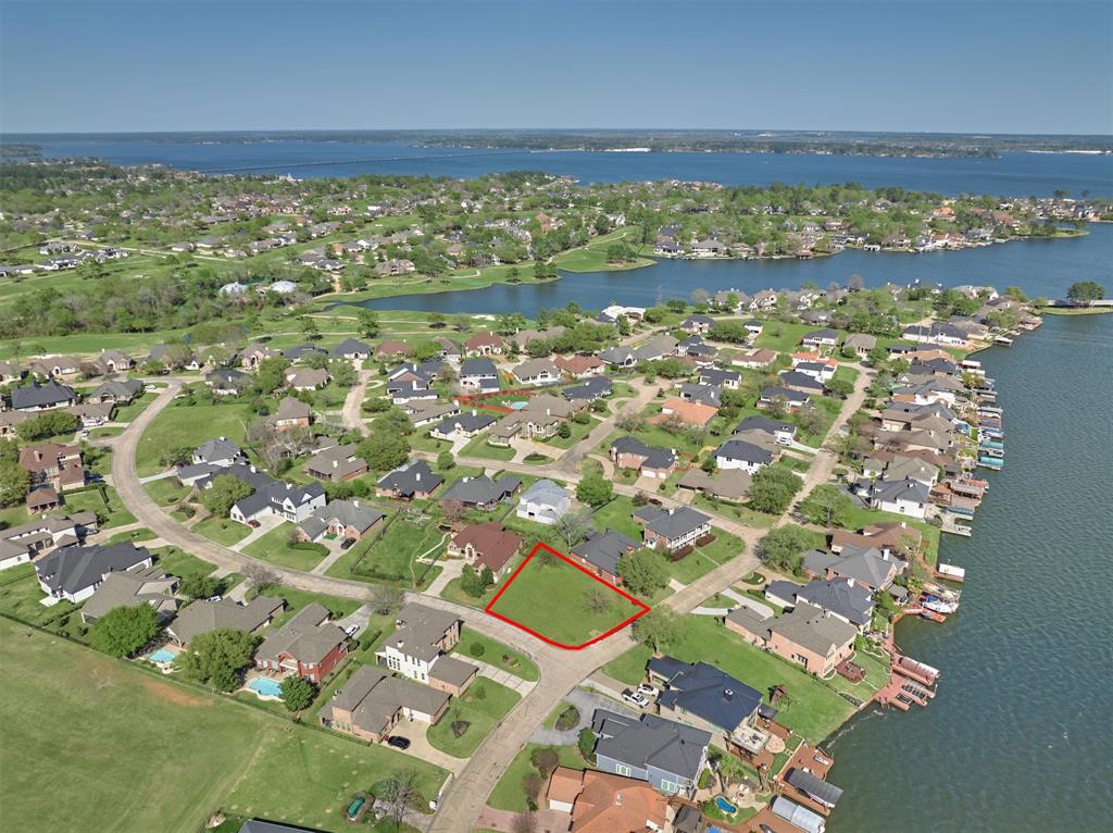 141 Waterford Way, Montgomery, Texas image 1
