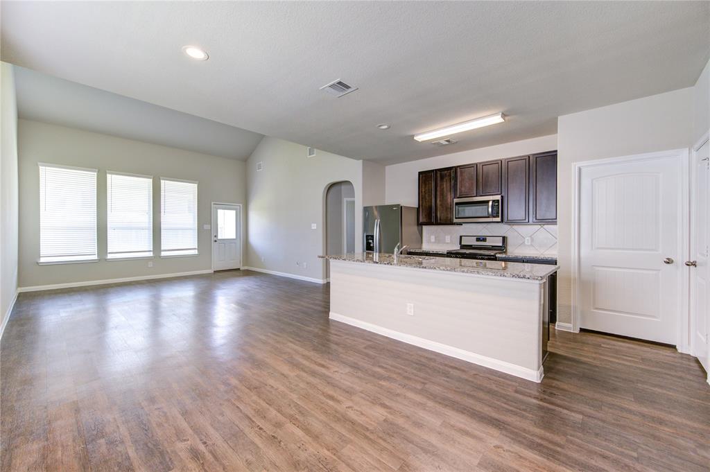 3524 Cannon Drive, Conroe, Texas image 11