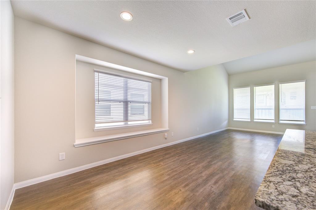 3524 Cannon Drive, Conroe, Texas image 10