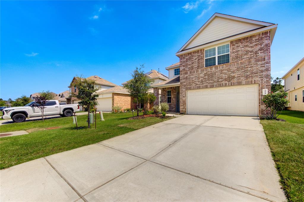 3524 Cannon Drive, Conroe, Texas image 2