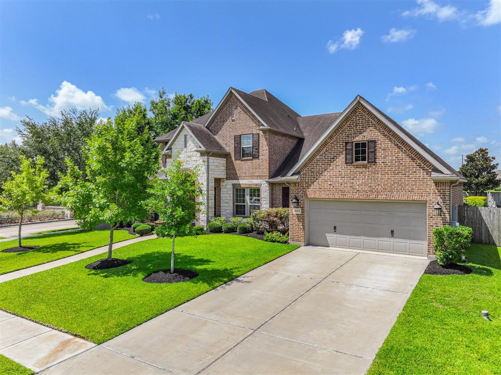2424 Prairie Mist Lane