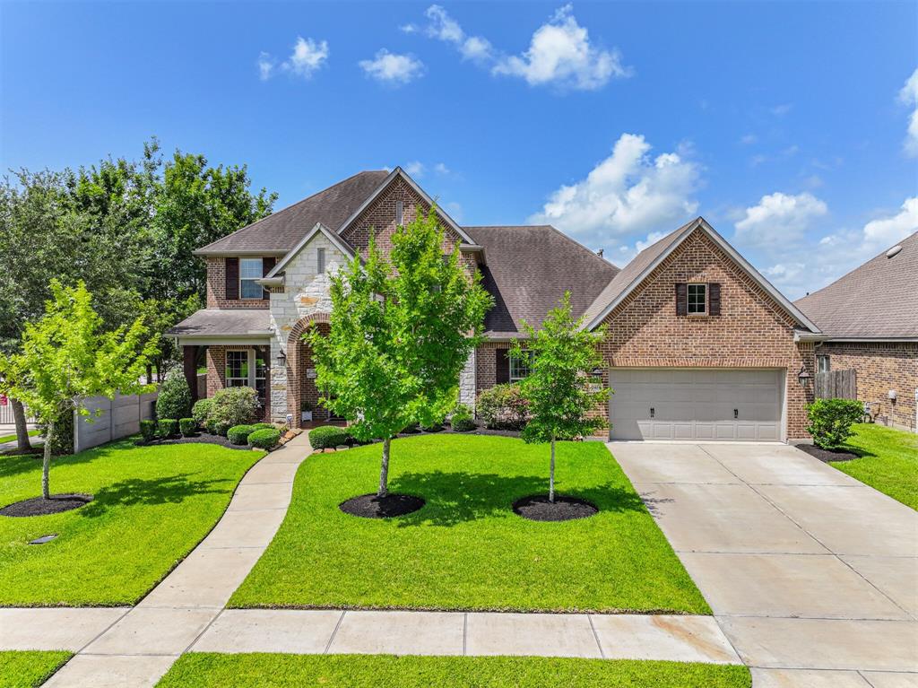 2424 Prairie Mist Lane