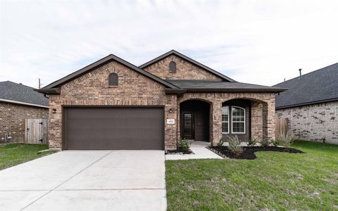 Photo of 819 Aspen Bluffs Road, Crosby, TX 77532 (MLS # 60260154) Photo of 819 Aspen Bluffs Road, Crosby, TX 77532 (MLS # 60260154)