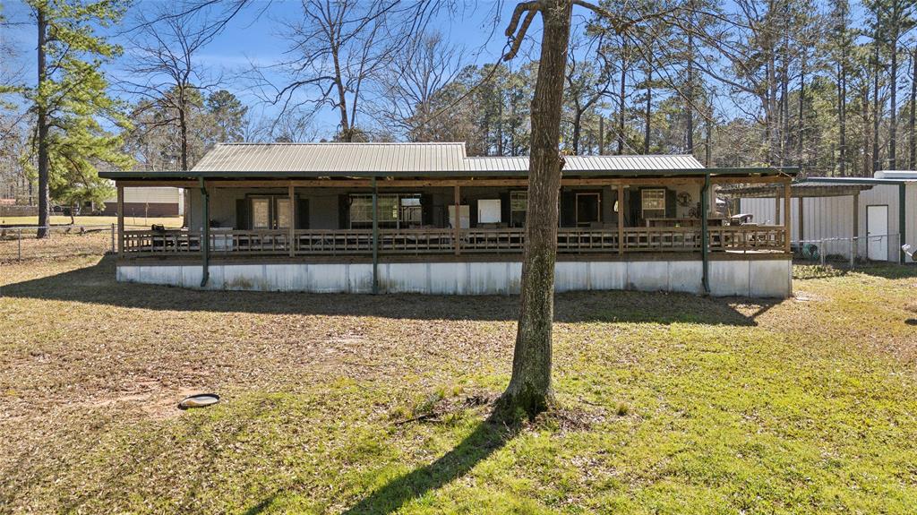 711 Toledo Beach Drive, Hemphill, Texas image 2
