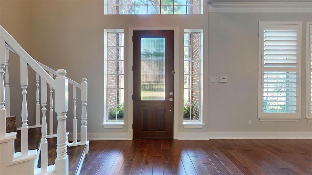 24615 W Kingscrest Circle Circle, Spring, Texas image 7