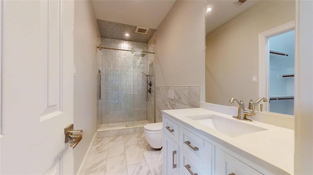 24615 W Kingscrest Circle Circle, Spring, Texas image 38