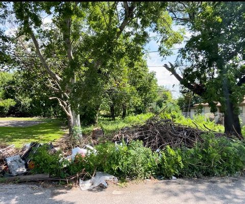 Photo of 3813 Rebecca Street, Houston, TX 77021 (MLS # 87137770)