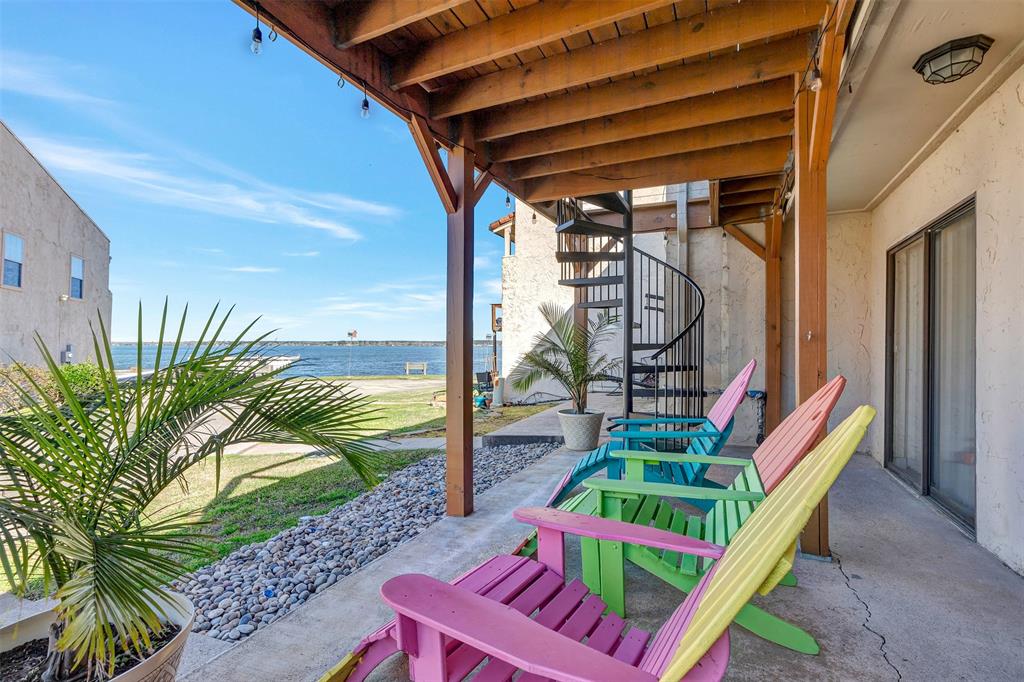 35 Regency Point, Montgomery, Texas image 2