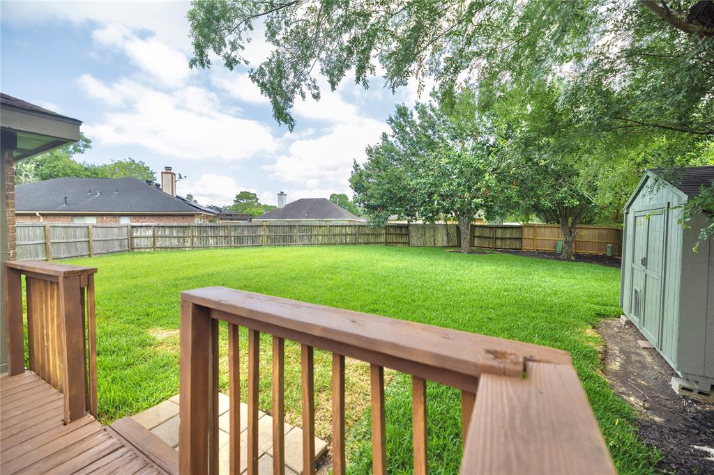 4302 Duesenberg Court, Pearland, Texas image 15