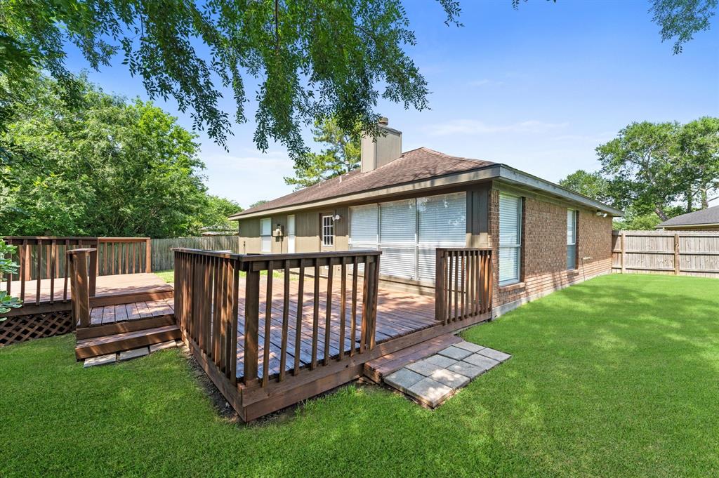 4302 Duesenberg Court, Pearland, Texas image 17