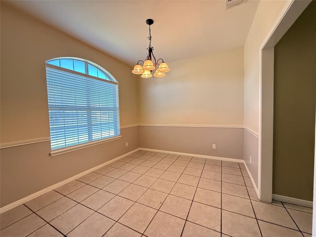 211 Riata, Victoria, Texas image 4