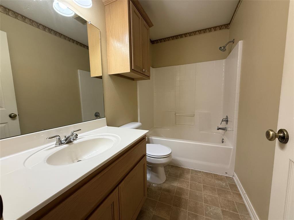 211 Riata, Victoria, Texas image 26