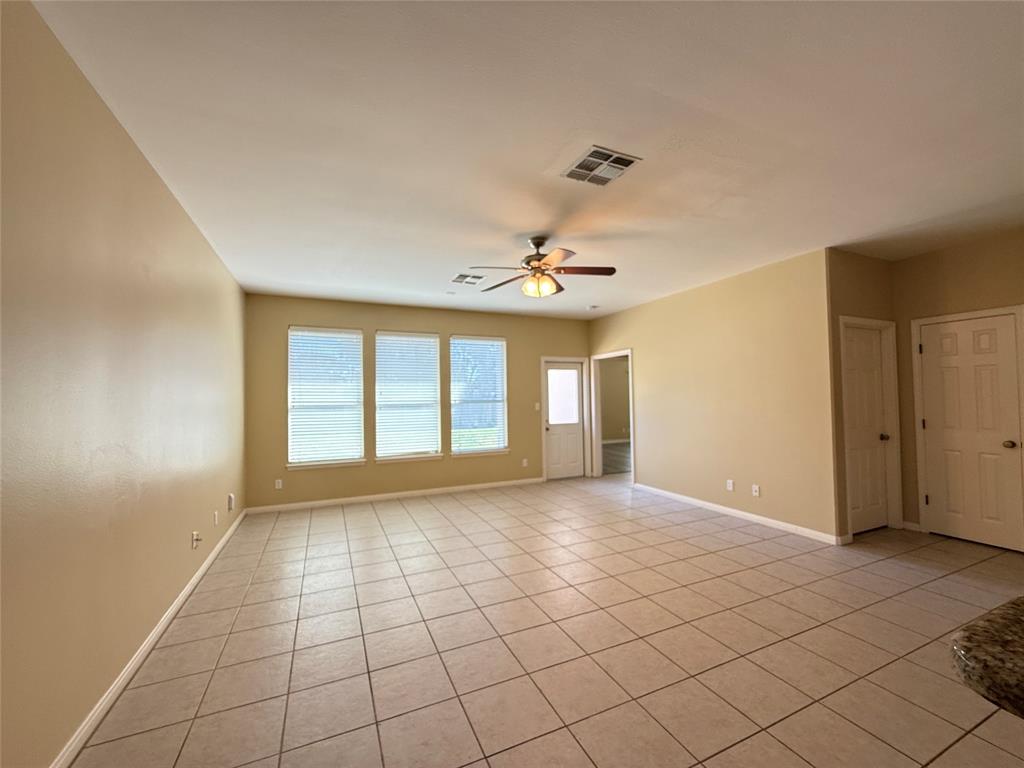 211 Riata, Victoria, Texas image 7