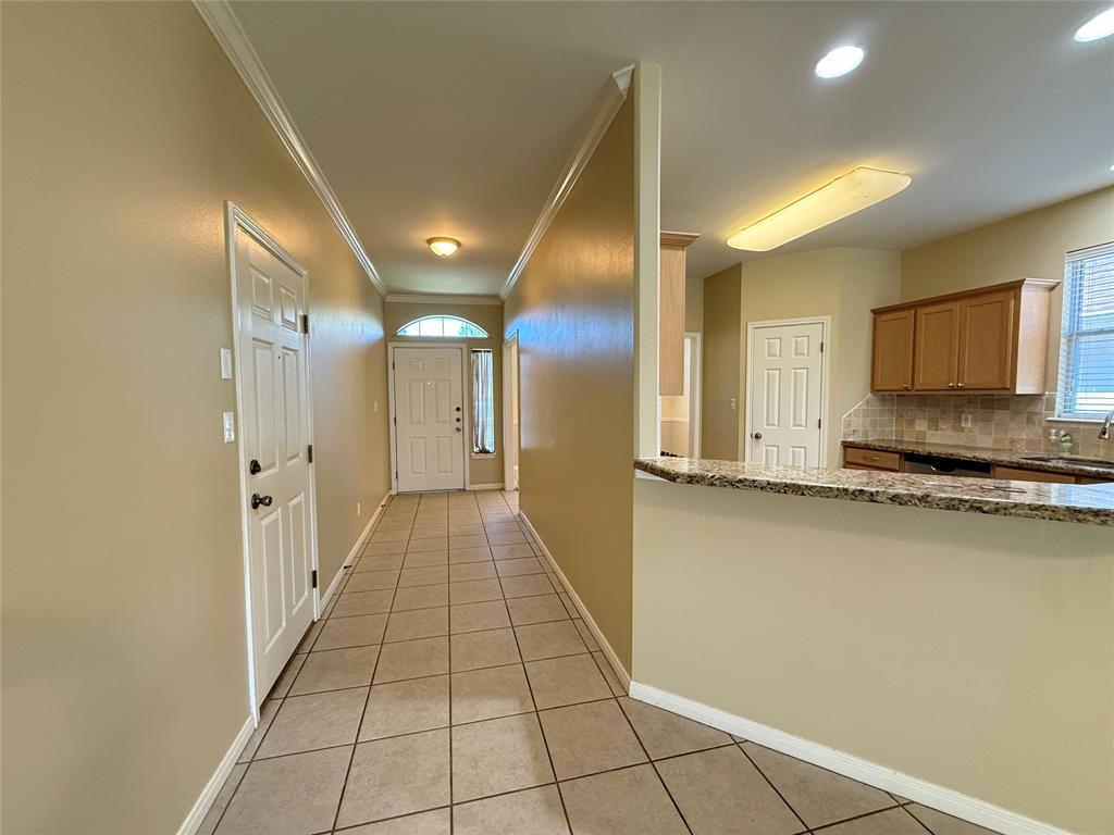 211 Riata, Victoria, Texas image 3