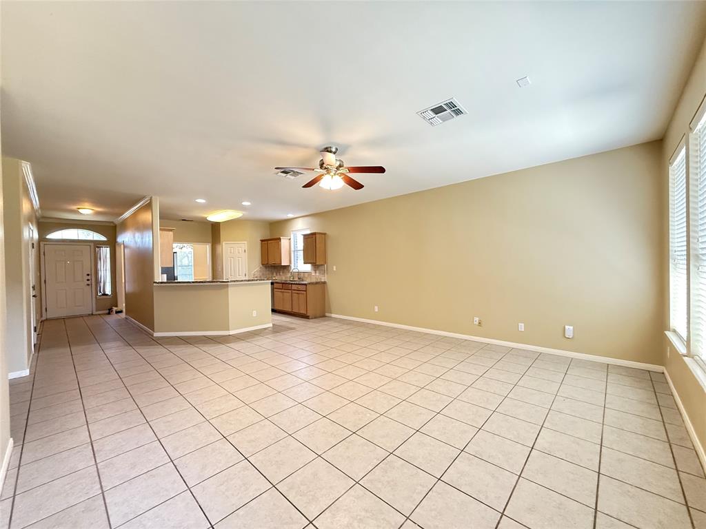 211 Riata, Victoria, Texas image 6