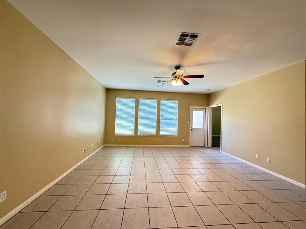 211 Riata, Victoria, Texas image 5