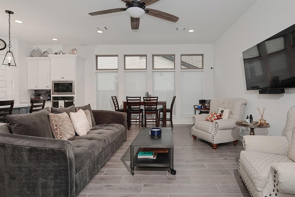 15735 Autumn Sun Court, Conroe, Texas image 6