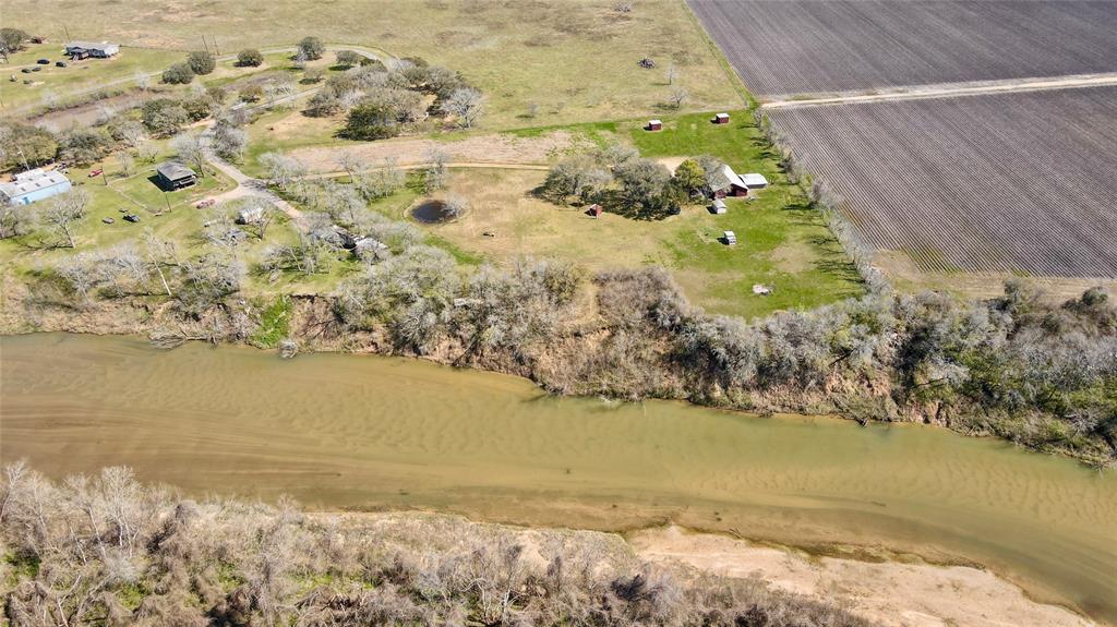 1783 River Valley Drive, Wharton, Texas image 5