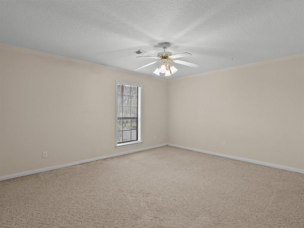 1400 Oak Hollow Drive, Dickinson, Texas image 32
