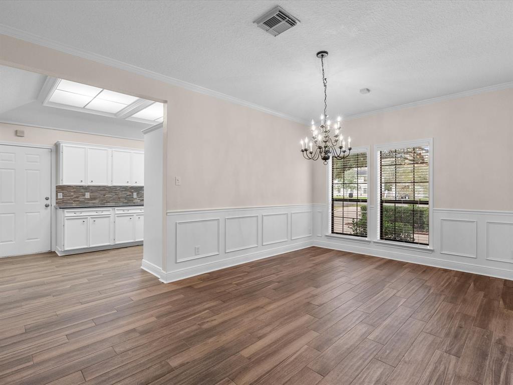 1400 Oak Hollow Drive, Dickinson, Texas image 15