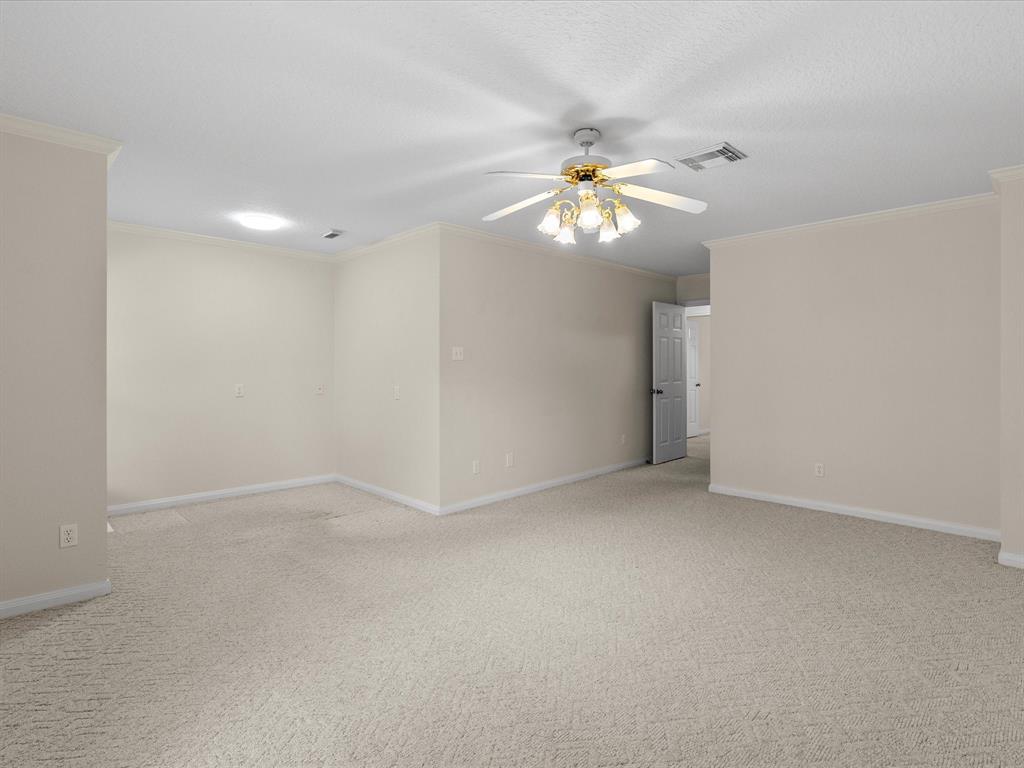1400 Oak Hollow Drive, Dickinson, Texas image 35