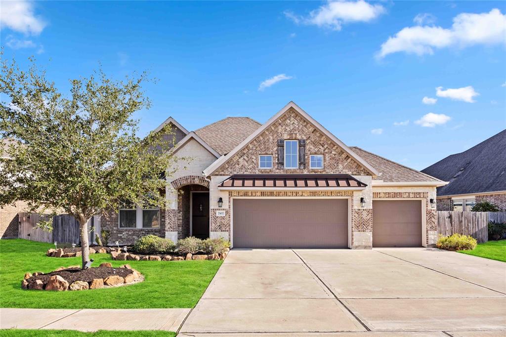 7107 Water Glen Lane, Manvel, Texas image 1