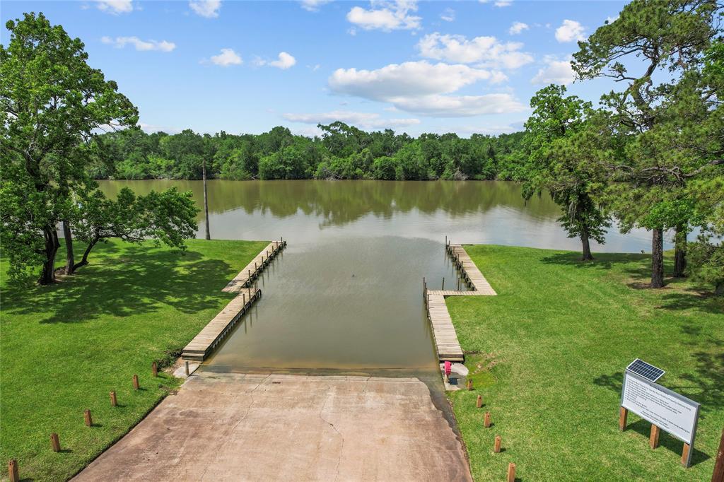 20326 Rio Villa Drive, Houston, Texas image 9