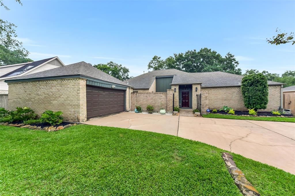 4106 Crownwood Drive, Seabrook, Texas image 2