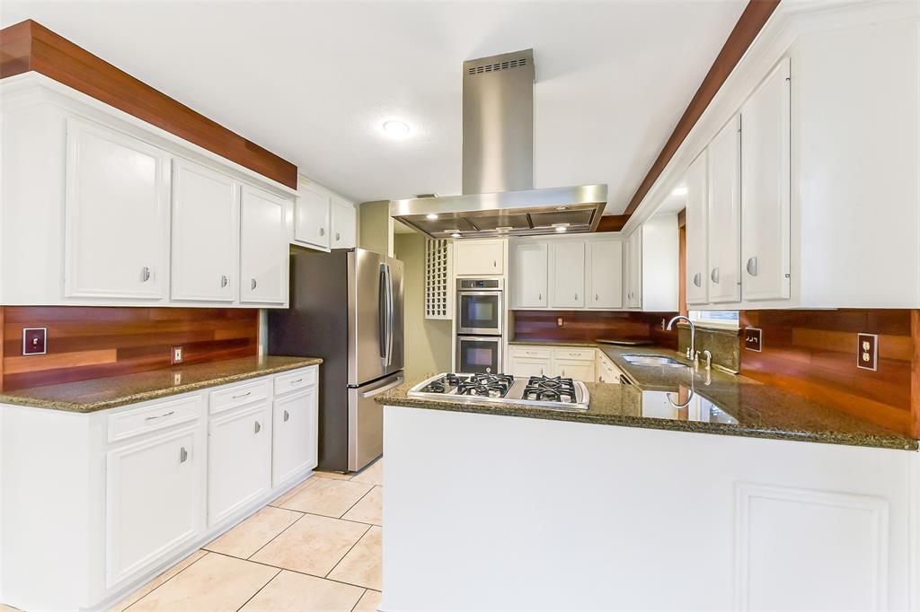 4106 Crownwood Drive, Seabrook, Texas image 12
