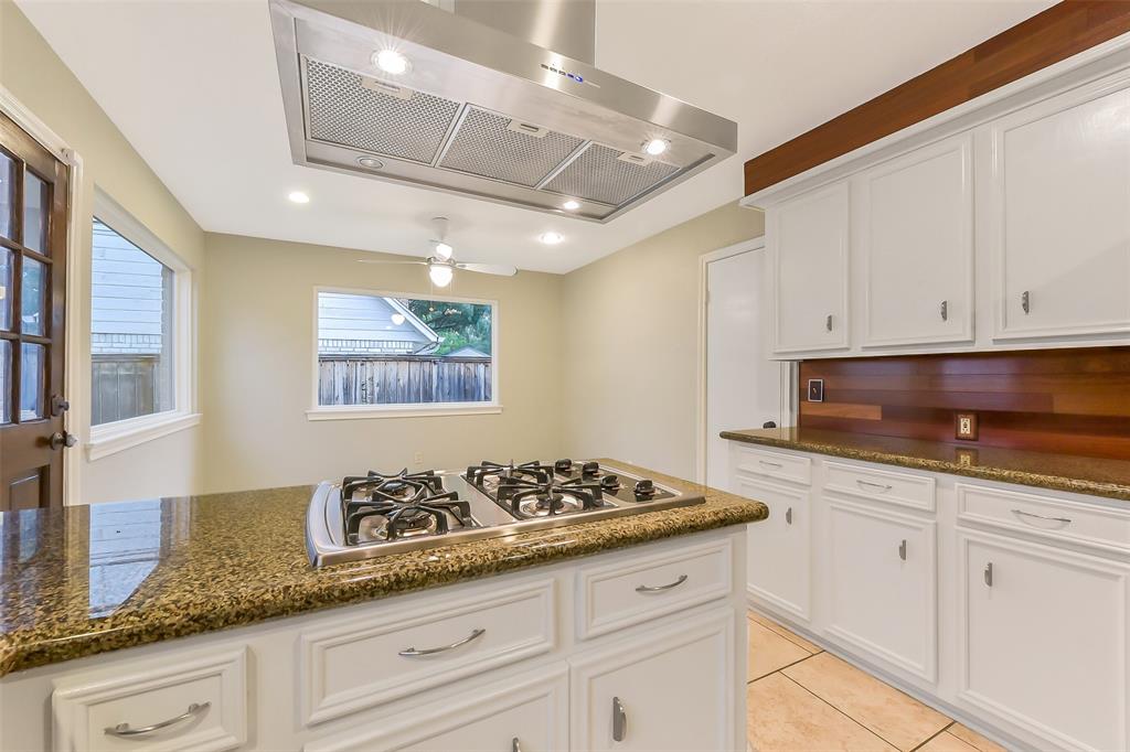 4106 Crownwood Drive, Seabrook, Texas image 14