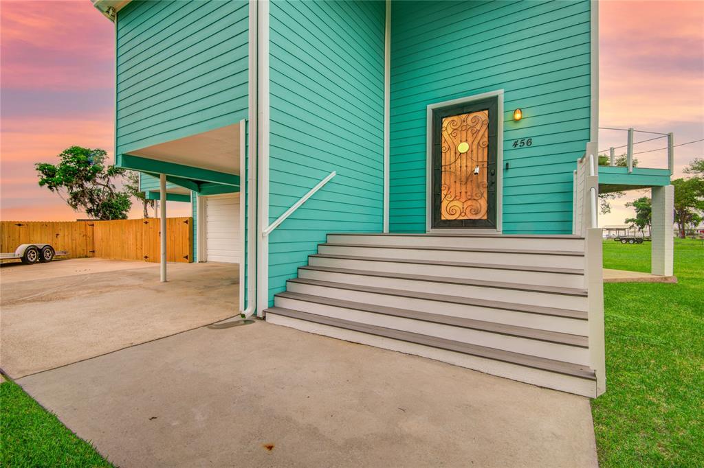 456 S Burnett Drive