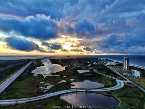 Condominium in Galveston TX 801 Beach Drive Dr 28.jpg